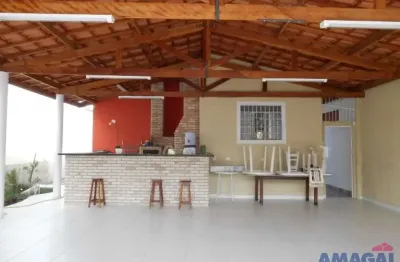 Casa com 6 quartos à venda no centro, jacareí  por r$ 1.500.000