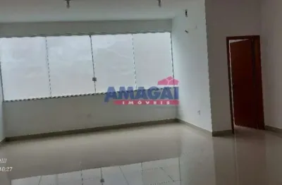 Sala comercial para alugar no loteamento villa branca, jacareí  por r$ 1.600