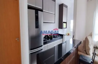 Apartamento com 2 quartos para alugar no Jardim América, Jacareí  por R$ 1.600