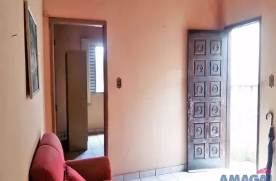 Casa com 2 quartos à venda na vila formosa, jacareí  por r$ 220.000
