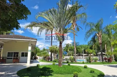 Casa em condomínio fechado com 3 quartos à venda no Jardim Santa Maria, Jacareí  por R$ 680.000