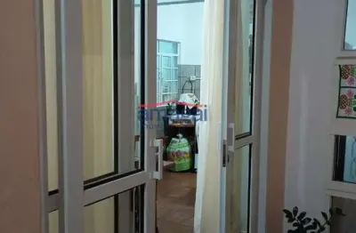 Casa com 2 quartos à venda na vila garcia (são silvestre), jacareí  por r$ 350.000