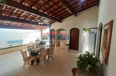 Casa com 3 quartos à venda no jardim das indústrias, jacareí  por r$ 800.000