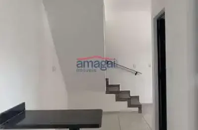 Casa com 2 quartos para alugar no Jardim América, Jacareí  por R$ 2.200