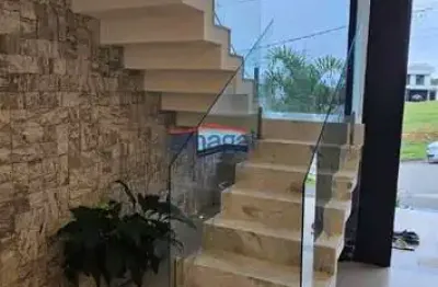 Casa em condomínio fechado com 4 quartos para alugar no condomínio residencial fogaça, jacareí  por r$ 10.000