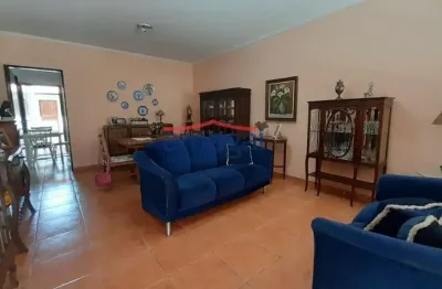 Casa com 3 quartos à venda na cidade jardim, jacareí  por r$ 600.000