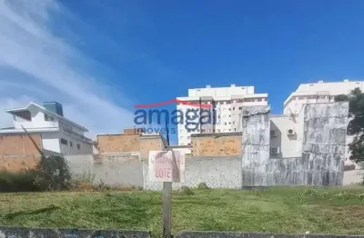 Terreno à venda no loteamento villa branca, jacareí  por r$ 405.000