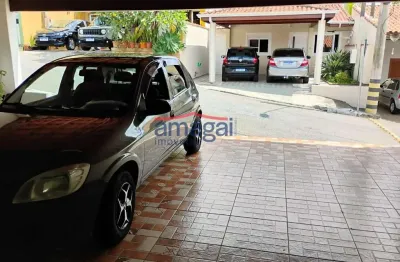Casa em condomínio fechado com 3 quartos à venda no jardim paraíso, jacareí  por r$ 300.000