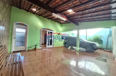 Casa com 5 quartos à venda no loteamento villa branca, jacareí  por r$ 850.000
