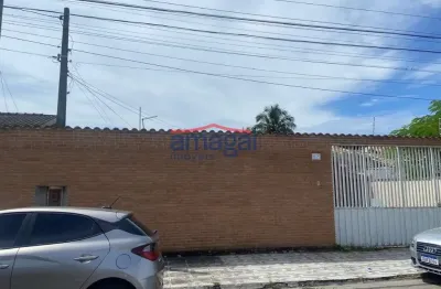 Casa com 3 quartos à venda no sumaré, caraguatatuba  por r$ 720.000