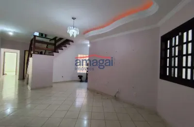 Casa com 4 quartos para alugar no loteamento villa branca, jacareí  por r$ 3.800