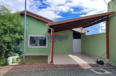 Casa em condomínio fechado com 3 quartos à venda na cidade salvador, jacareí  por r$ 340.000