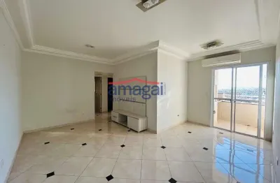 Apartamento com 3 quartos para alugar no centro, jacareí  por r$ 2.700