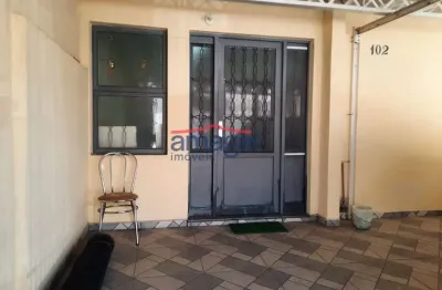 Casa com 2 quartos para alugar no santa cruz dos lázaros, jacareí  por r$ 1.600