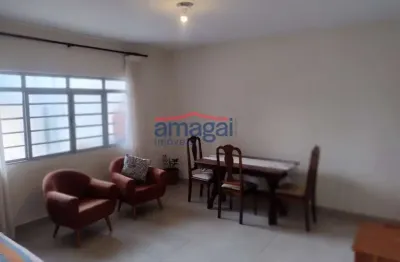 Casa com 2 quartos para alugar no jardim jacinto, jacareí  por r$ 2.500