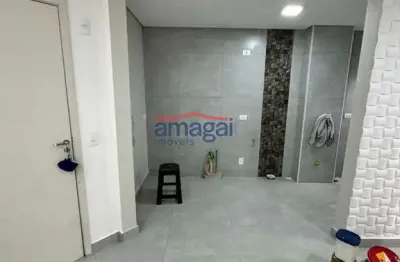 Apartamento com 2 quartos para alugar no Parque Itamarati, Jacareí  por R$ 1.945