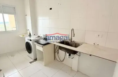 Apartamento com 2 quartos para alugar no Parque Santo Antônio, Jacareí  por R$ 1.400