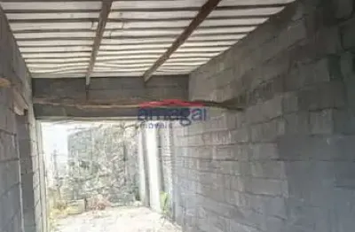 Casa com 2 quartos à venda no Jardim Santa Marina, Jacareí  por R$ 360.000