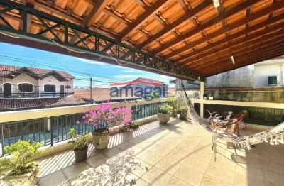 Casa com 4 quartos à venda no Bosque dos Eucaliptos, São José dos Campos  por R$ 650.000