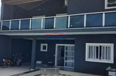 Casa com 3 quartos à venda no Loteamento Villa Branca, Jacareí  por R$ 1.200.000