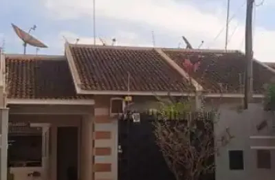 Casa a venda 2 quartos, 1 suite, 1 vaga, 121m2, jd sao jose i, maringa - pr