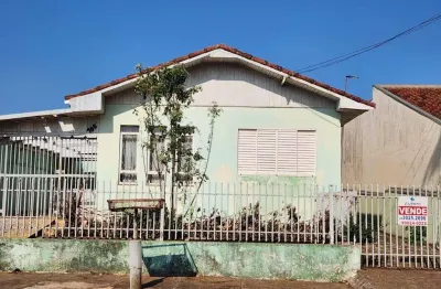 Casa com 2 quartos à venda na Rua Pioneiro Carlos Poppi, 708, Jardim Liberdade, Maringá