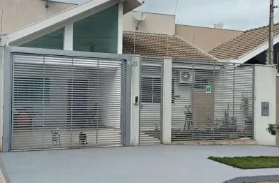 Casa com 3 quartos à venda na Rua Pioneiro Fortunato Burin, 568, Jardim Paulista, Maringá