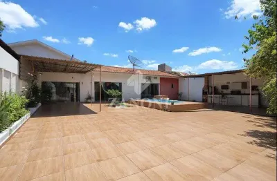 Casa com 3 quartos à venda na Rua José Bulla, 973, Jardim Internorte, Maringá