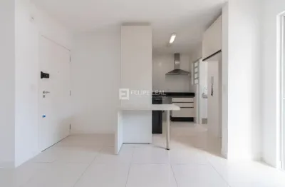 Excelente apartamento no platinus top residence, localizado no bairro agronômica em florianópolis!