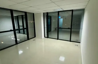 Sala comercial em excelente localização no bairro estreito