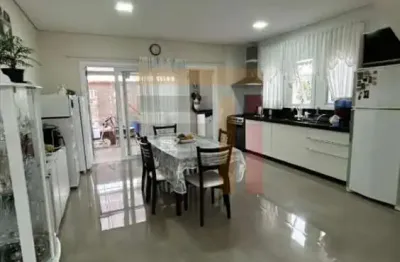 Casa com 3 quartos à venda na rua valmor della giustina, 559, ingleses do rio vermelho, florianópolis por r$ 1.696.000