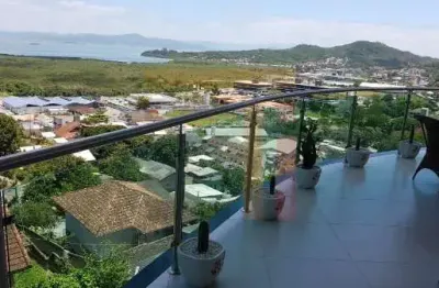 Casa com 4 quartos à venda na rua pedra de listras, 325, saco grande, florianópolis por r$ 1.250.000