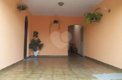 Casa com 3 quartos à venda na Rua Hortêncio Piaya Martinez, 377, Jardim Prestes de Barros, Sorocaba