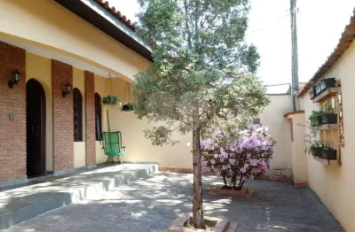Casa com 8 quartos à venda no Jardim Leocádia, Sorocaba 