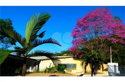 Casa com 3 quartos à venda no Jardim Suíça Paulista, São Roque 