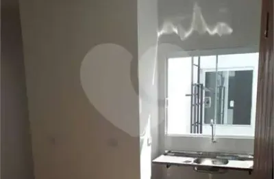 Kitnet / Stúdio à venda na Rua Leonildes da Silva Soares, 209, Jardim Wanel Ville V, Sorocaba