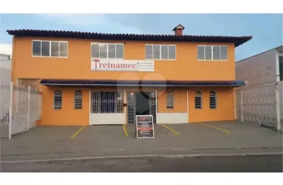 Casa com 3 quartos à venda no Centro, Ibiúna 