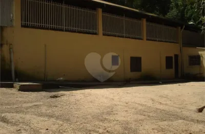 Chácara / sítio com 5 quartos à venda na Vicinal Gentil Vieira De Medeiros, 80, Centro, Salto de Pirapora