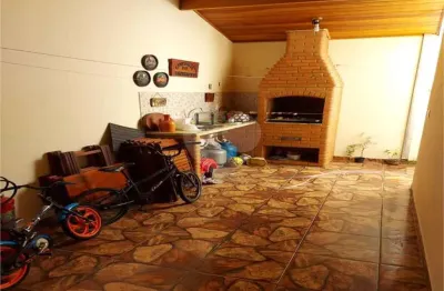 Casa com 3 quartos à venda na Rua Reynaldo Nogueira Jordão, 10, Jardim Nova Ipanema, Sorocaba