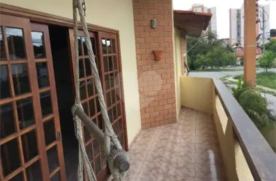 Casa com 3 quartos à venda na Avenida Doutor Olavo Salles, 188, Jardim Refúgio, Sorocaba