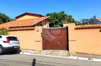 Casa com 3 quartos à venda no Centro, Itu 