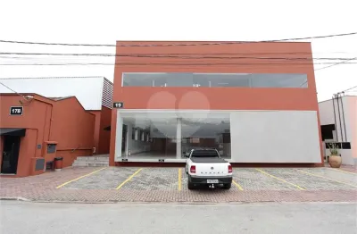Sala comercial para alugar na Avenida Ireno da Silva Venâncio, 199, Protestantes, Votorantim