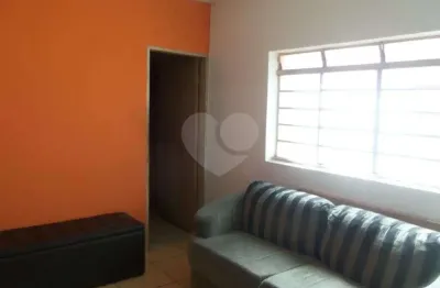 Casa com 3 quartos à venda na Curupaiti, Vila Jardini, Sorocaba