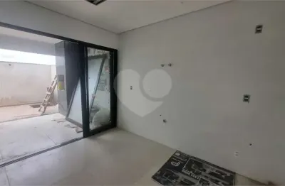 Casa em condomínio fechado com 3 quartos à venda na Rua Selma Aparecida Said, Horto Florestal, Sorocaba