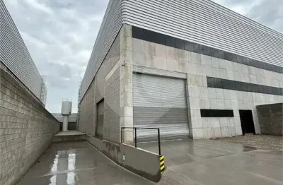 Galpão para locação em parque empresarial das mangueiras - sp