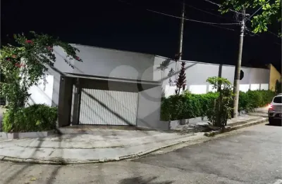 Casa com 3 quartos à venda na Vila Trujillo, Sorocaba 