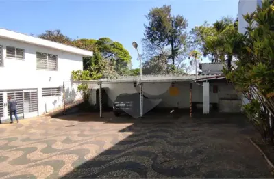 Casa comercial para alugar na Rua Morvan Dias de Figueiredo, 47, Jardim Santa Rosália, Sorocaba