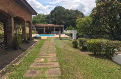 Casa com 4 quartos para alugar no Chácaras Leão, Votorantim 