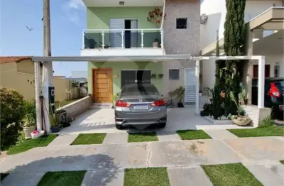 Terreno em condomínio fechado à venda na Vila Voturua, São Vicente 