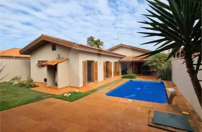 Casa com 2 quartos à venda na Rua Engenheiro Sérgio Angra de Oliveira Machado, 81, Jardim Colombo, Itapetininga